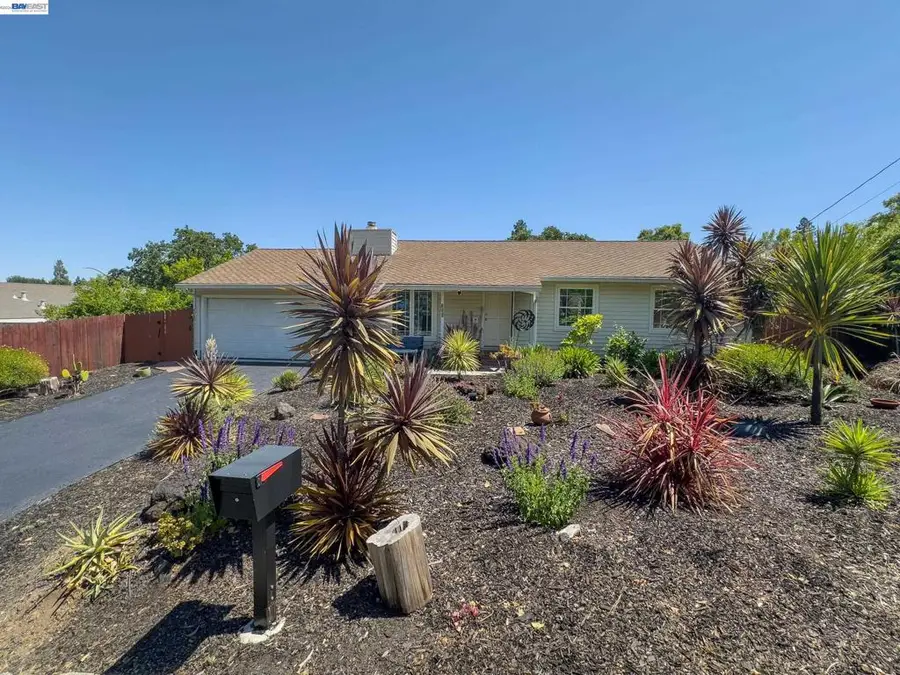 350 Strand Ave, Pleasant Hill, CA 94523 - #2