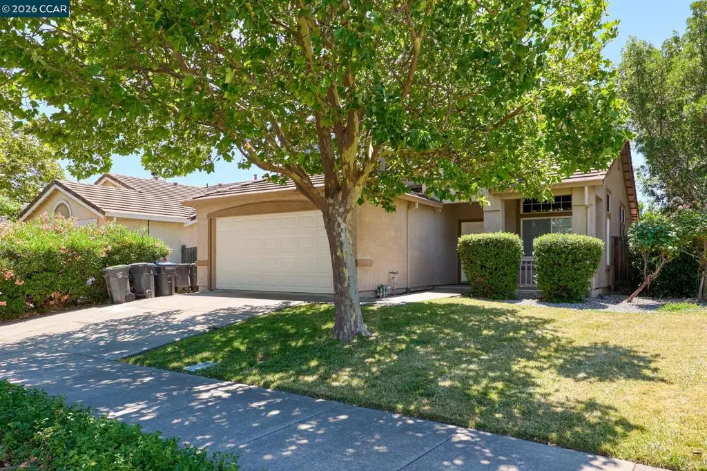 4720 Canyon Hills Dr, Fairfield, CA 94534 - #1
