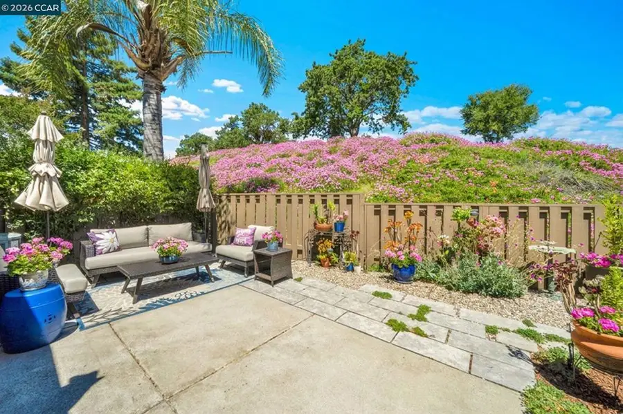 6450 Viewpoint Ct, Martinez, CA 94553 - #2
