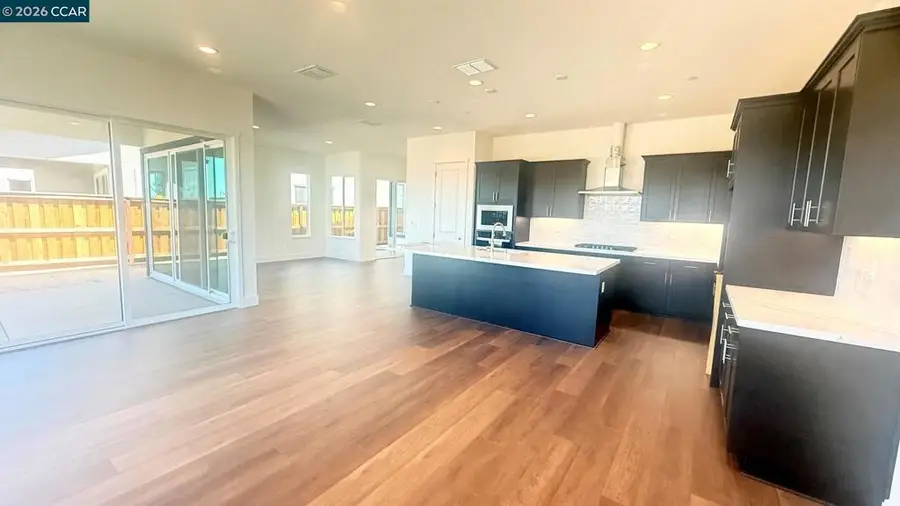 17405 Bushwick Lane, Lathrop, CA 95330 - #2