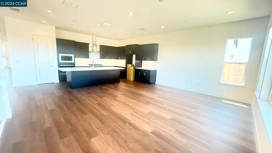 17405 Bushwick Lane, Lathrop, CA 95330 - #3