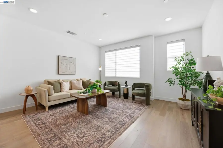 931 Edy Ln, Oakland, CA 94607 - #2