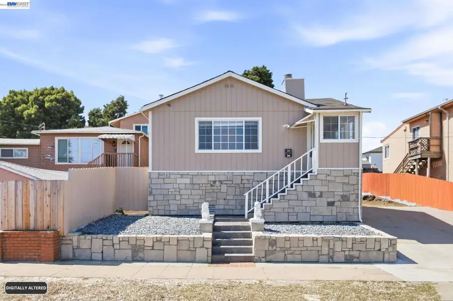 5237 Fresno Ave, Richmond, CA 94804 - #2