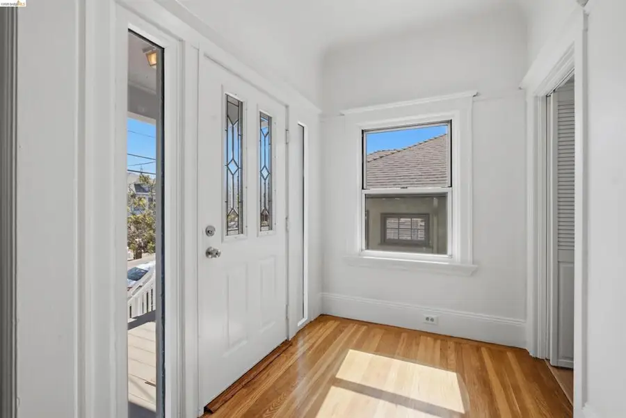 963 37th St, Oakland, CA 94608 - #3
