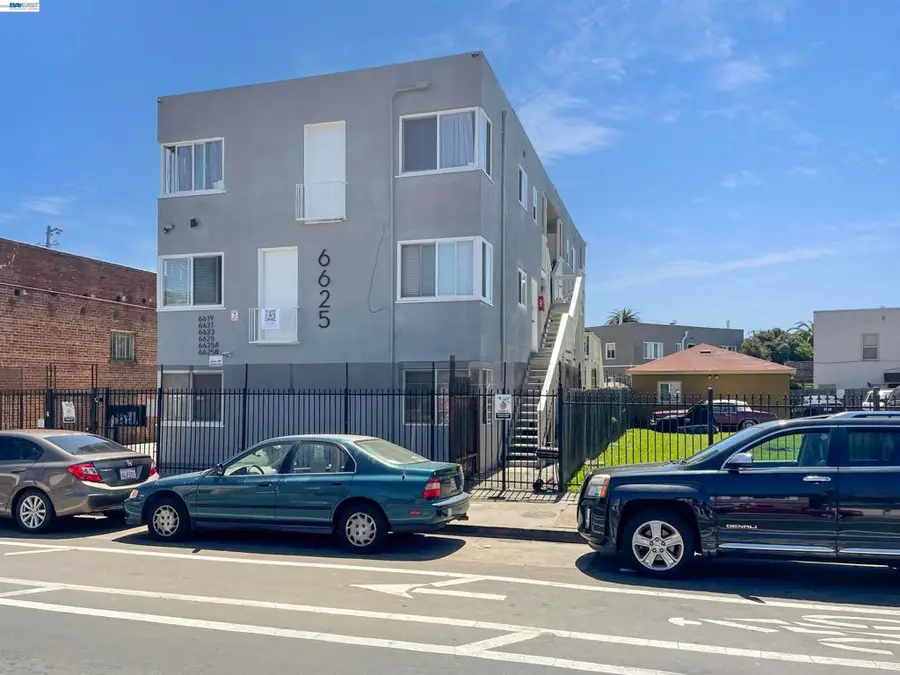 6625 Bancroft Ave, Oakland, CA 94605 - #2