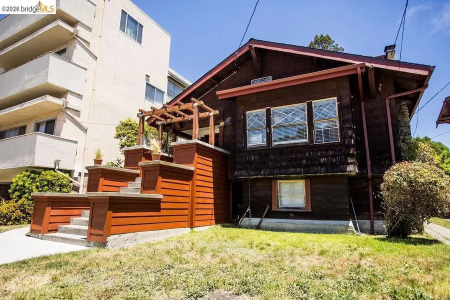 1643 Oxford St, Berkeley, CA 94709 - #3