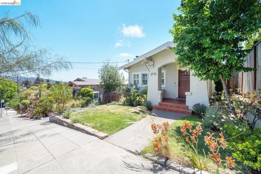 1751 E 38th St, Oakland, CA 94602 - #2