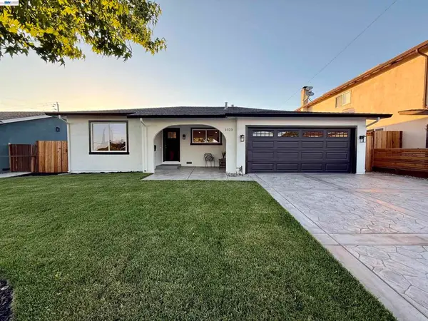 1323 Canton Dr, Milpitas, CA 95035