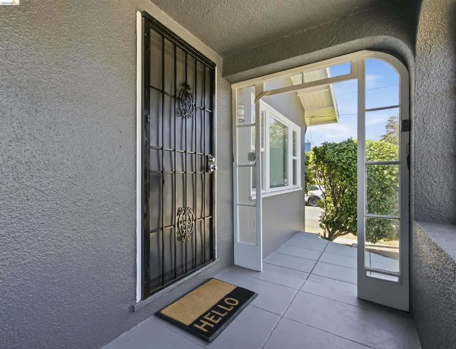 4201 Redding Street, Oakland, CA 94619 - #3