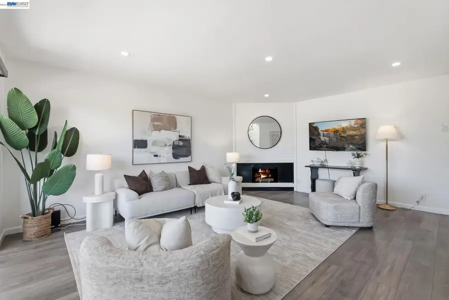 243 Castro St, San Leandro, CA 94577 - #2