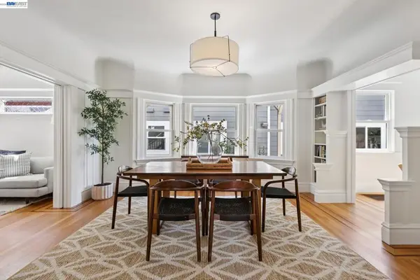 2607 Alcatraz Ave, Berkeley, CA 94705