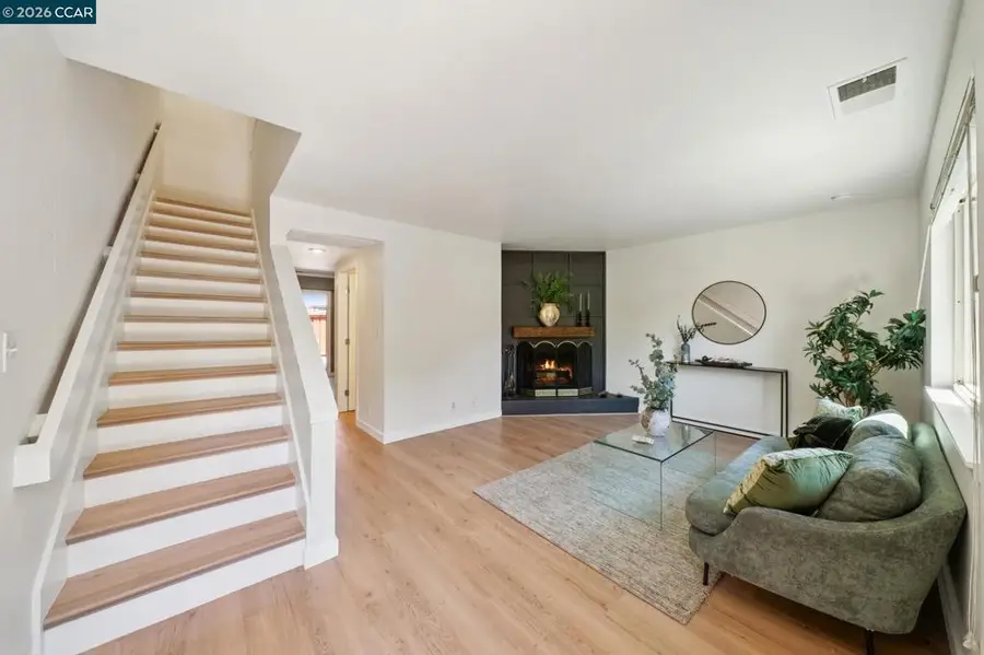 225 Mayhew Way #5, Walnut Creek, CA 94597 - #3