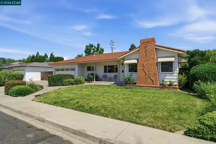 1748 Elmhurst Ln, Concord, CA 94521 - #2
