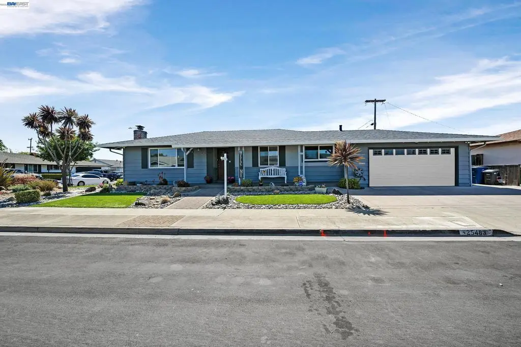 25483 Lindenwood Way, Hayward, CA 94545 - #1
