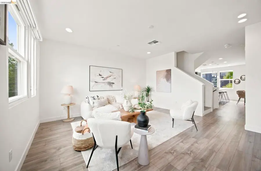 1355 Pullman Way, Oakland, CA 94607 - #3