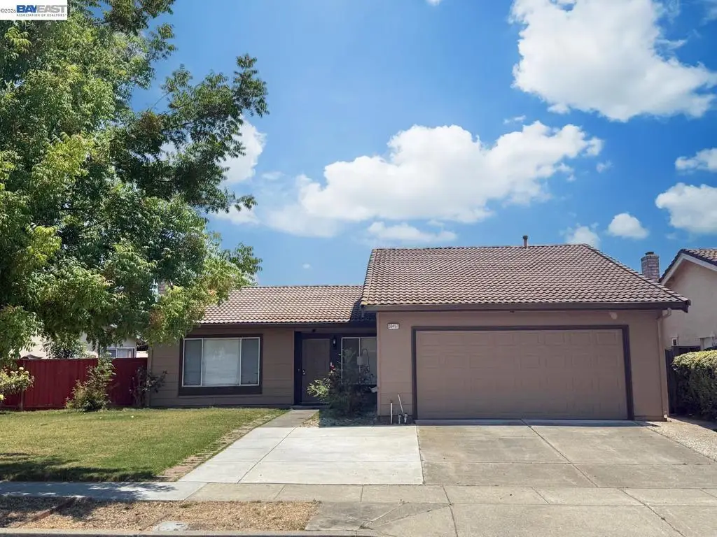 33457 Caliban Dr, Fremont, CA 94555 - #1