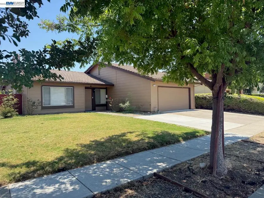 33457 Caliban Dr, Fremont, CA 94555 - #2