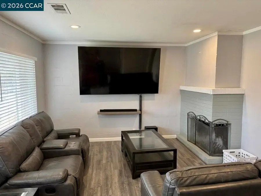 1521 Empire, Fairfield, CA 94533 - #2