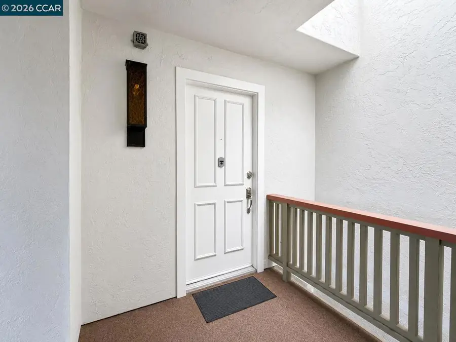 1208 Skycrest Drive #5, Walnut Creek, CA 94595 - #3