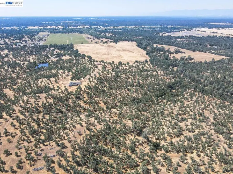 18490 Gas Point Rd, Cottonwood, CA 96022 - #2
