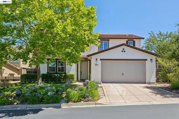 130 Benmore Dr, Hayward, CA 94542