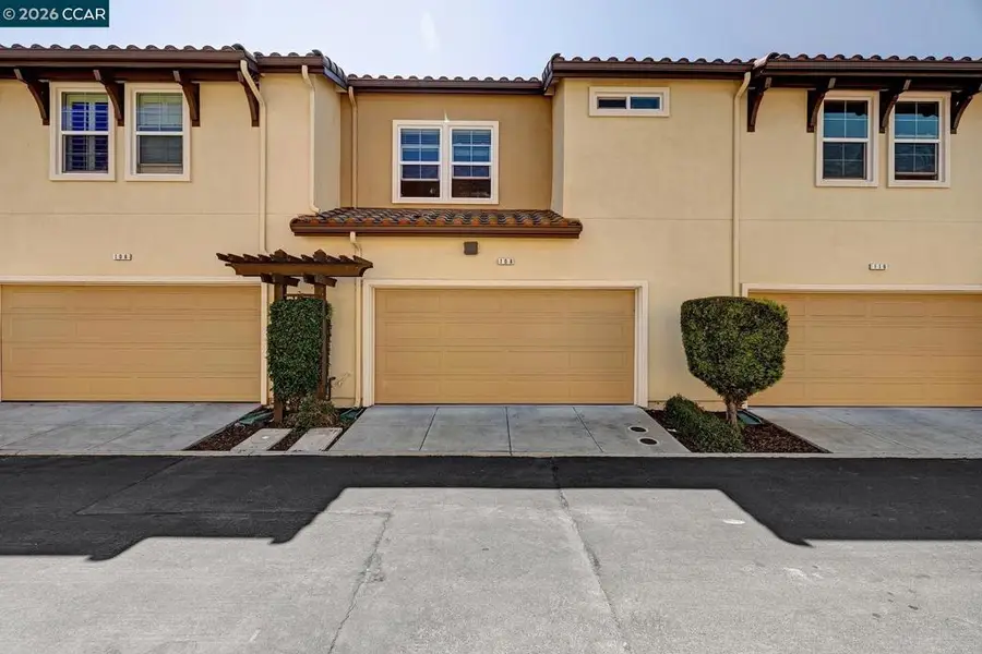 108 Arcangel Way, San Pablo, CA 94806 - #3