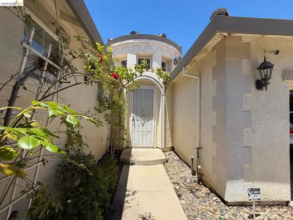 2084 Schell Mountain Way, Antioch, CA 94531 - #1