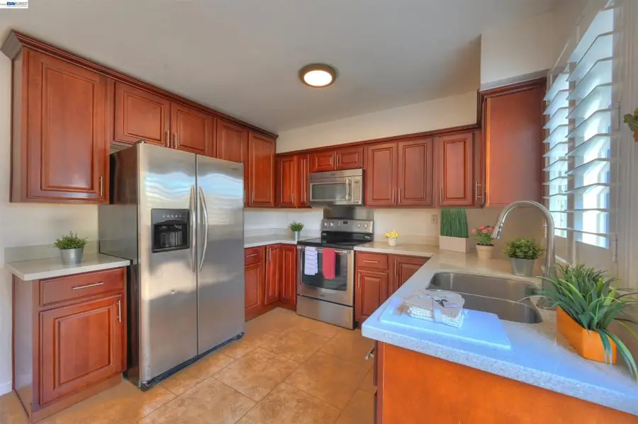 2322 Belvedere Ave, San Leandro, CA 94577 - #2