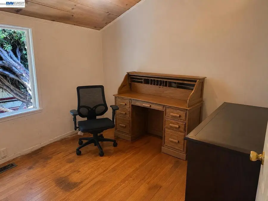 2080 East Ave, Hayward, CA 94541 - #2