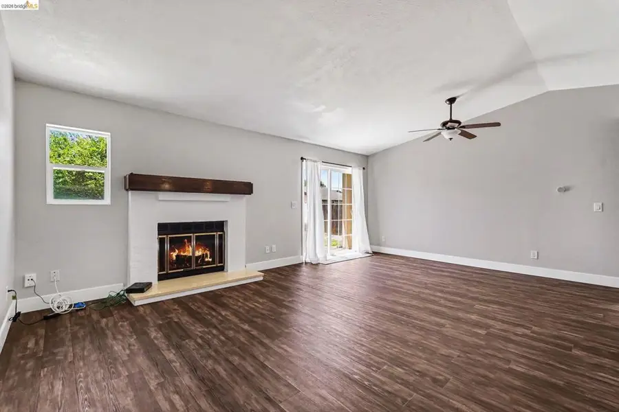1303 Crane Dr, Suisun City, CA 94585 - #3