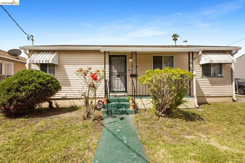 9527 Coral Rd, Oakland, CA 94603 - #1