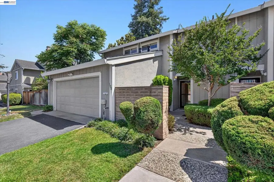108 Summerwood Pl, Concord, CA 94518 - #2