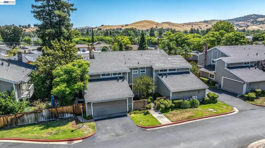 108 Summerwood Pl, Concord, CA 94518 - #3