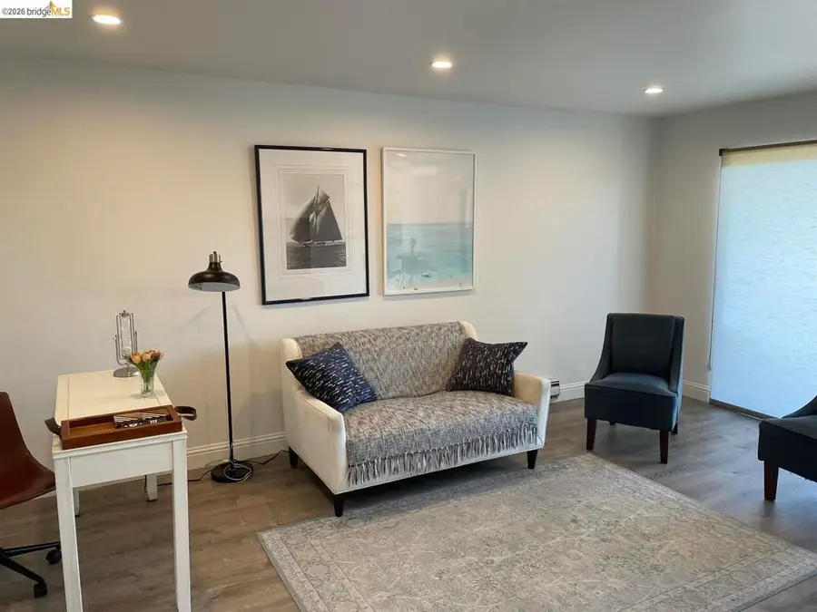Address Withheld By Seller, Emeryville, CA 94608 - #2