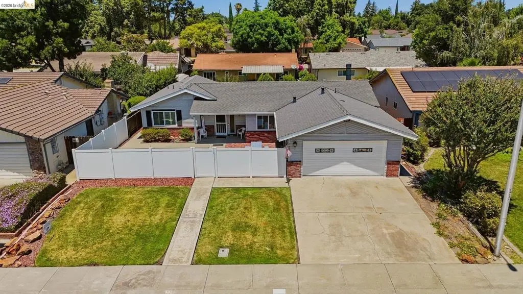 1421 Woodmont Way, Stockton, CA 95209 - #1