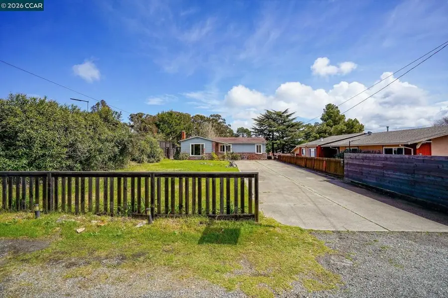 742 La Paloma Rd, El Sobrante, CA 94803 - #2