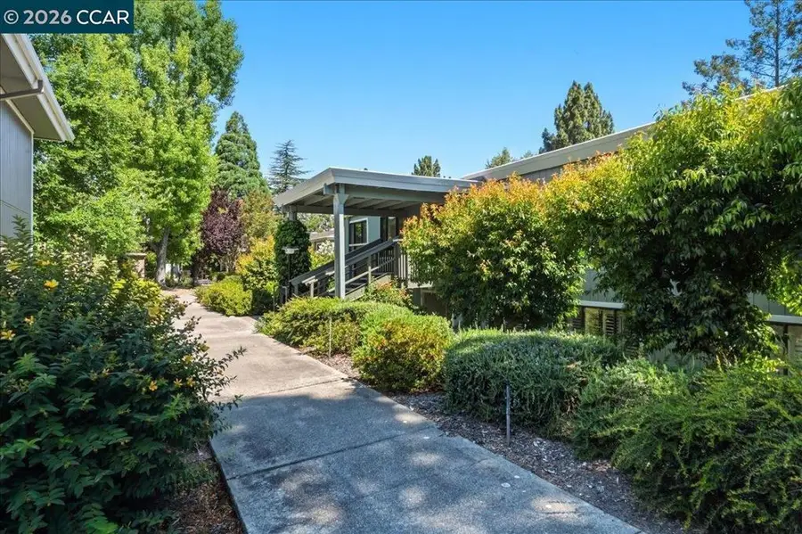 1150 Canyonwood Ct #4, Walnut Creek, CA 94595 - #2