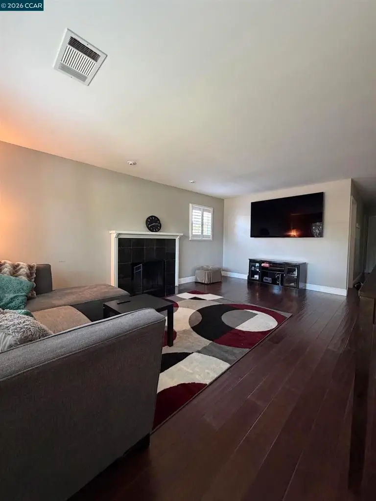 930 Sassel Avenue, Concord, CA 94518 - #3