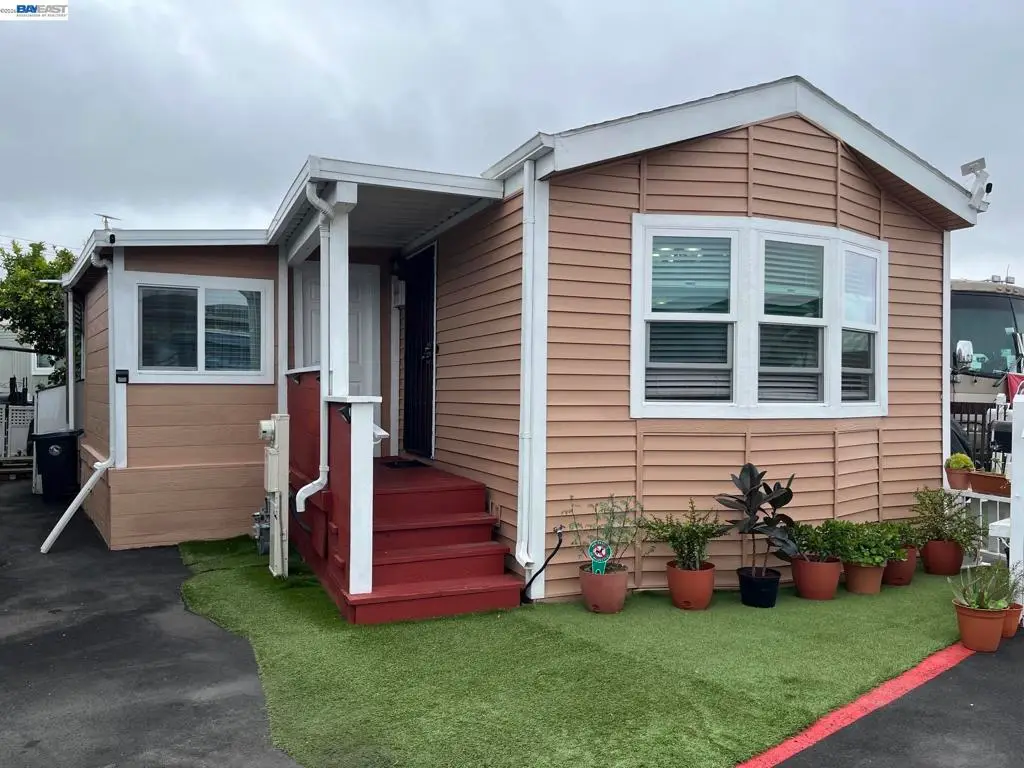 747 Lewelling Blvd., San Leandro, CA 94578 - #1