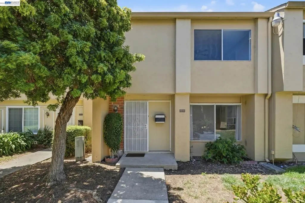 4246 Solar Cir, Union City, CA 94587 - #1