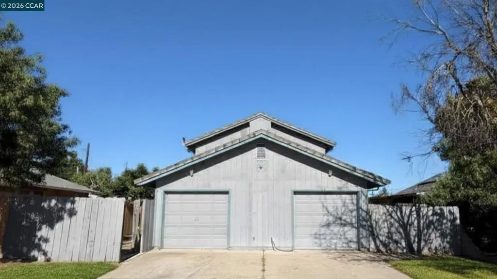 228 Elm Ave, Manteca, CA 95336 - #1