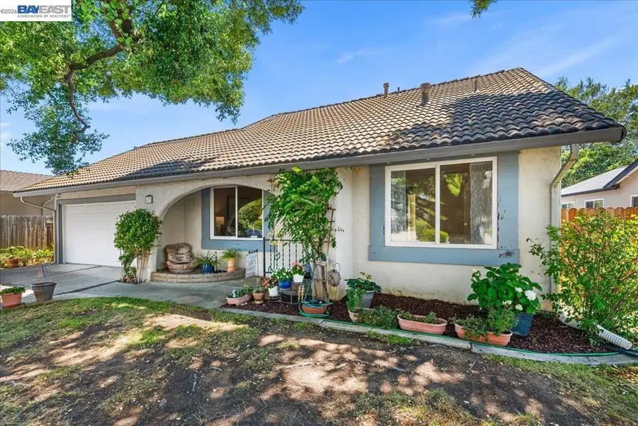 675 Alameda Dr, Livermore, CA 94551 - #2