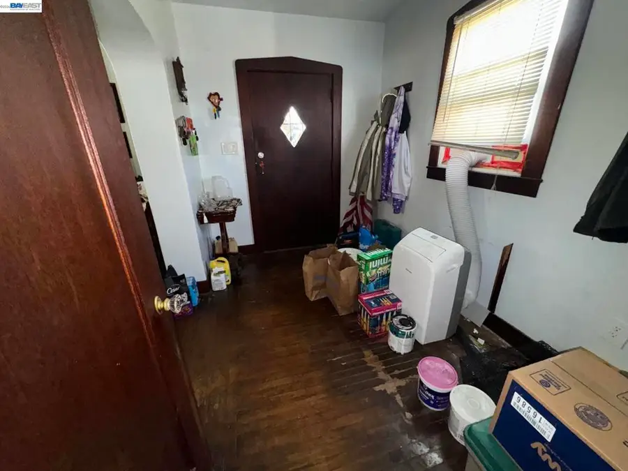 20940 Montgomery Ave, Hayward, CA 94541 - #2