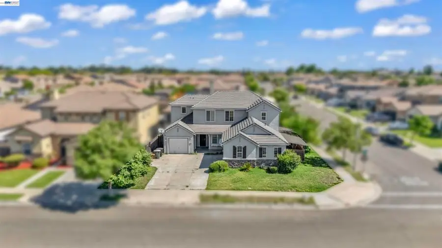 253 Lilac Ln, Livingston, CA 95334 - #2