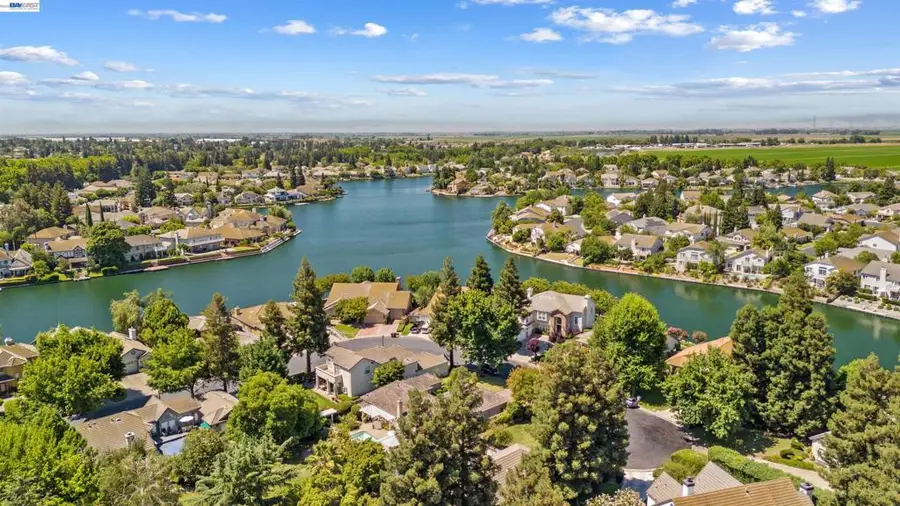 4713 Longcove Dr, Stockton, CA 95219 - #2