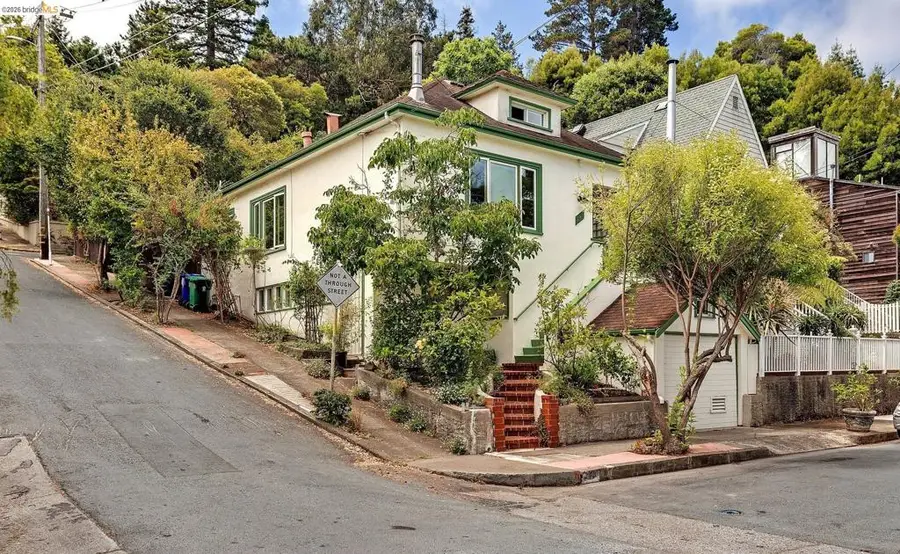 243 Nevada Ave, Richmond, CA 94801 - #2