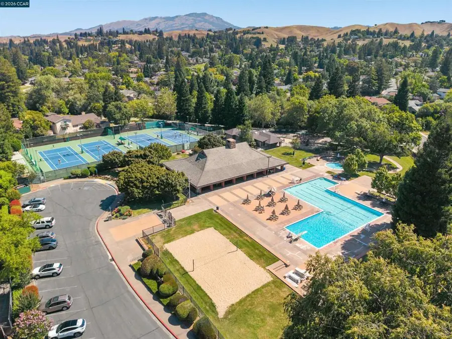 177 Saint Helena Ct, Danville, CA 94526 - #3