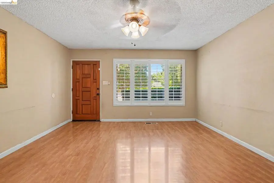 1126 Mission Dr, Antioch, CA 94509 - #3