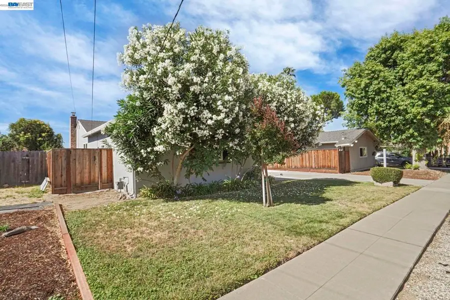 2765 Kennedy St, Livermore, CA 94551 - #3