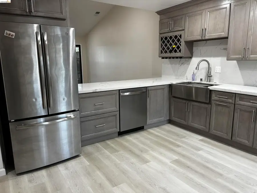 216 Westview Dr, Jackson, CA 95642 - #3